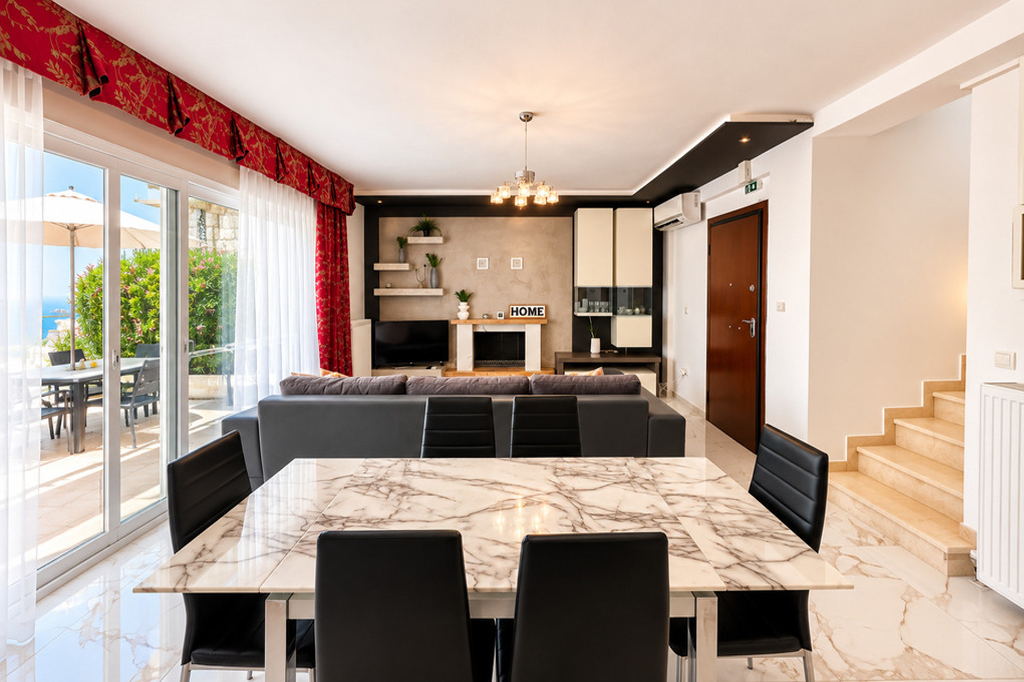 Villa N1