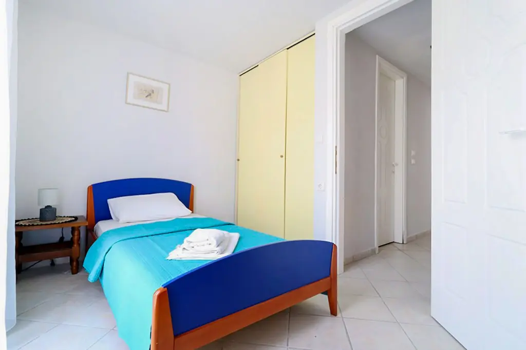 House N1