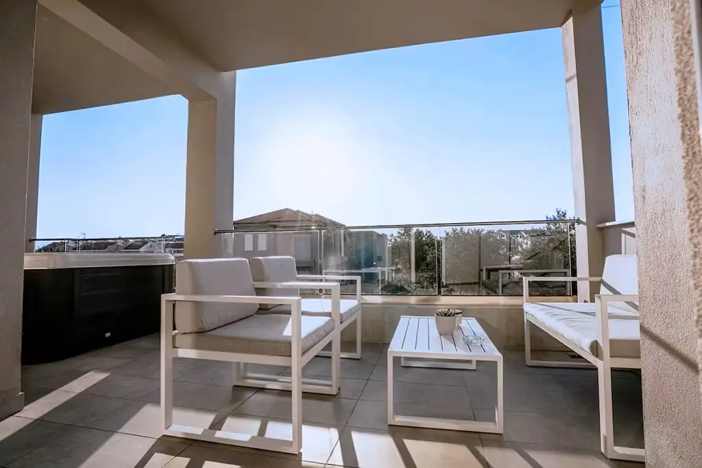 Apartment N2
